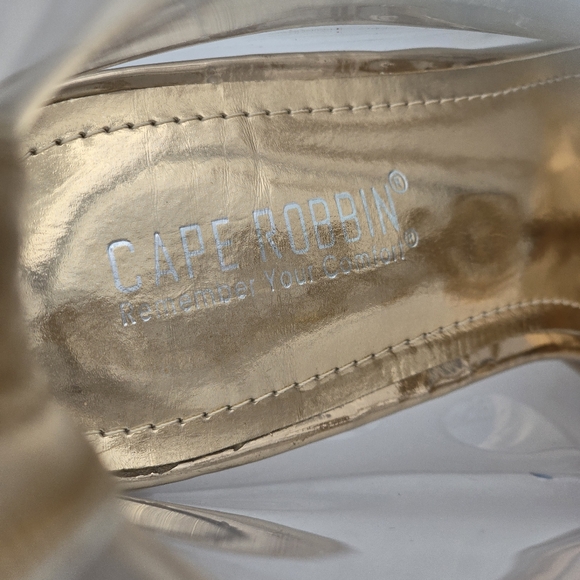 NWOT Cape Robbin Lookey Rose Gold Clear See-through Transparent Heeled Booties - Picture 9 of 16